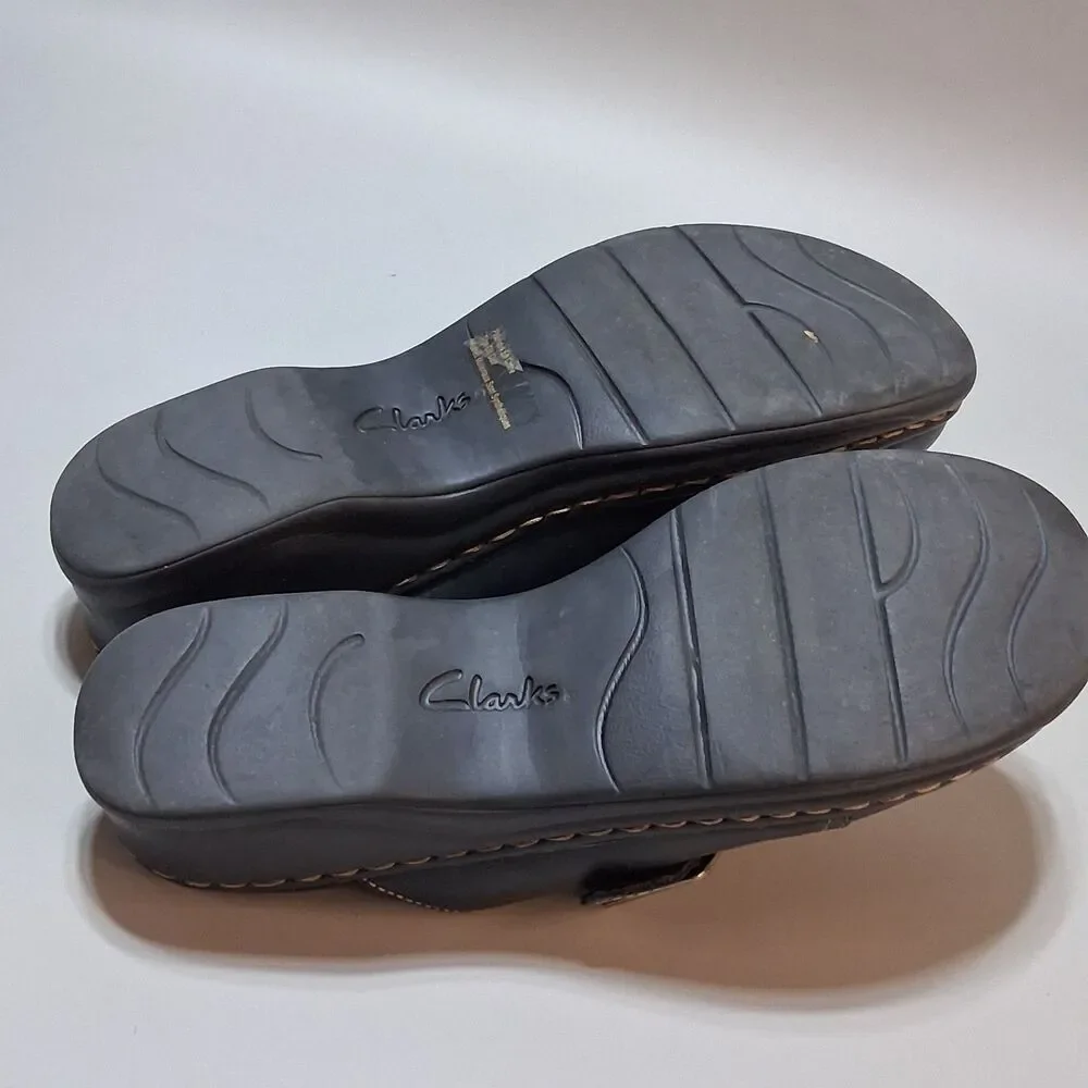 Clarks Bendables Black Leather Clogs Mules Buckle Comfort Shoes Womens Size 9.5M